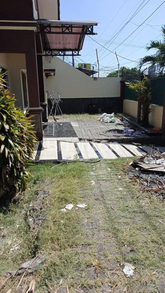 image RUMAH STRATEGIS DI JALAN RAYA, COCOK UNTUK USAHA (1)