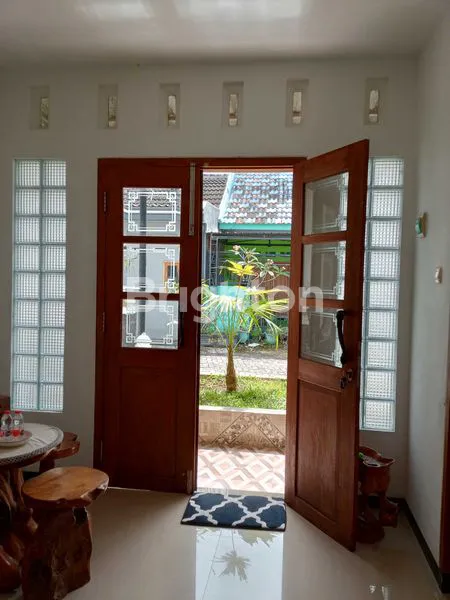 image DISEWAKAN RUMAH  FUUL FURNITURE DIKEDIRI  (6)