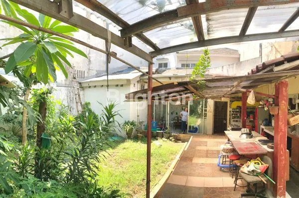 image RUMAH LUAS SEKTOR 1 BSD – DIKELILINGI KOST LAKU KERAS, COCOK BUAT INVESTOR! (4)