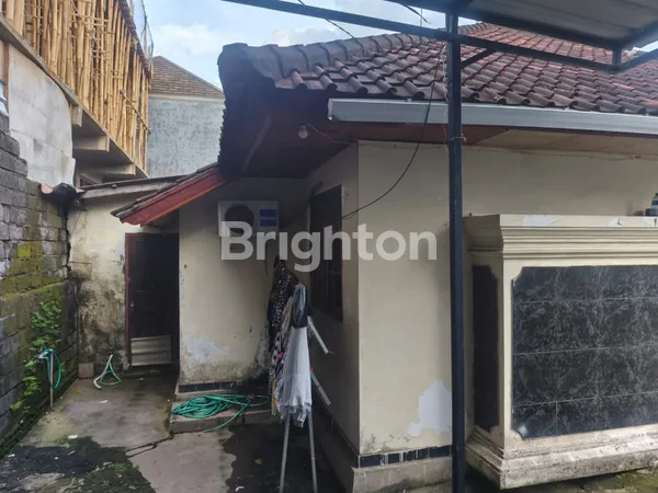 image DIJUAL TANAH LUAS + BANGUNAN LAMA RUMAH & KOS TERPISAH | FOKUS NILAI TANAH | JL. MAYANG SARI II, SIDAKARYA (3)