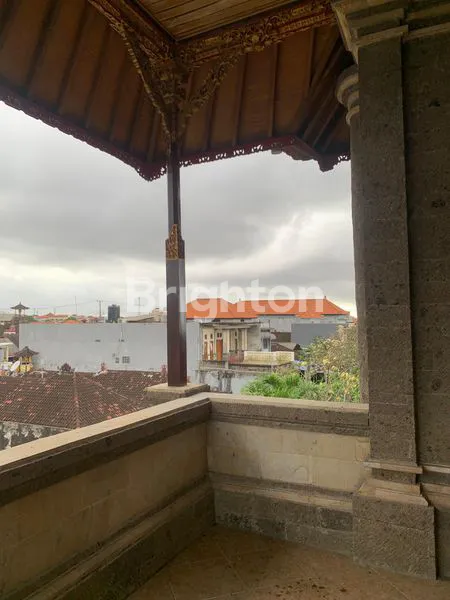 image DISEWAKAN RUMAH 3 LANTAI – STRATEGIS GATOT SUBROTO, PADANG SAMBEAN  (1)