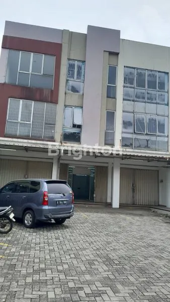 image RUKO 3 LANTAI, AREA PARKIR LUAS DI SERPONG (1)