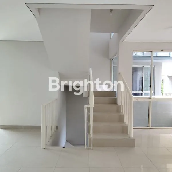 image JUAL RUGI RUMAH MINIMALIS 3 LANTAI DI WISATA BUKIT MAS (3)