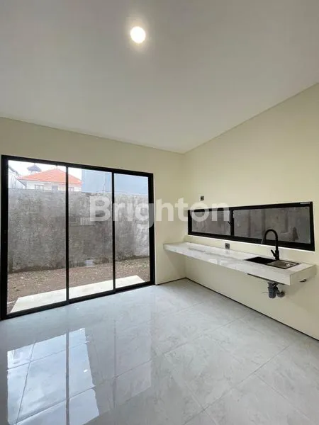 image RUMAH 2 LANTAI MODERN DI SANUR, LT 104M² (7)
