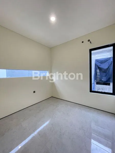 image RUMAH 2 LANTAI MODERN DI SANUR, LT 104M² (6)