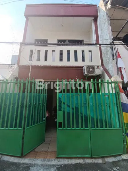 image RUMAH CANTIK 2,5 LANTAI + CARPORT STRATEGIS BEBAS BANJIR DI TANJUNG DUREN JAKARTA BARAT. (1)