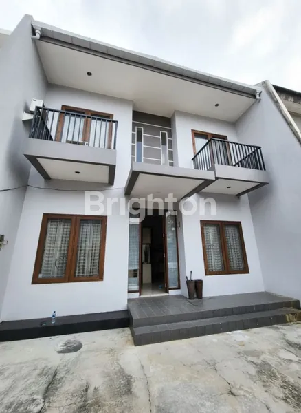 image RUMAH NYAMAN DI METRO PERMATA 1 AKSES SANGAT DEKAT DENGAN TOL DAN ROW JALAN LEBAR (1)