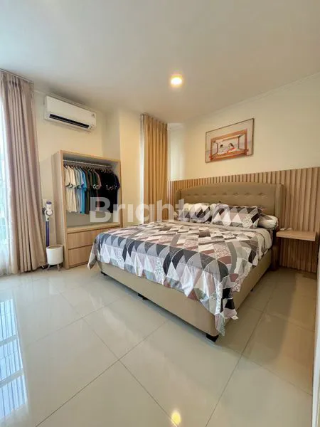 image RUMAH 2 LANTAI ESTETIK FULLY FURNISHED DI SUVARNA SUTERA TANGERANG (6)