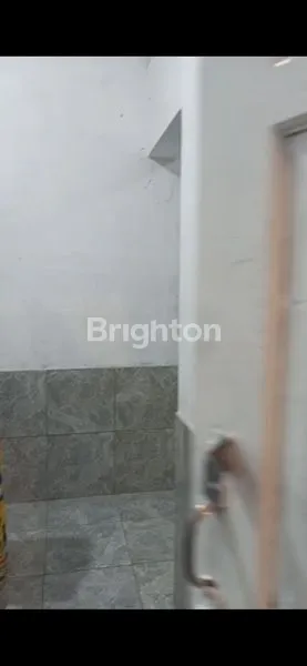 image RUMAH 2 LANTAI DEKAT LUWES GENTAN (5)