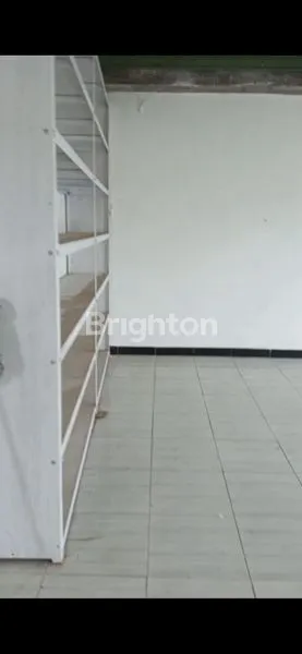 image RUMAH 2 LANTAI DEKAT LUWES GENTAN (7)