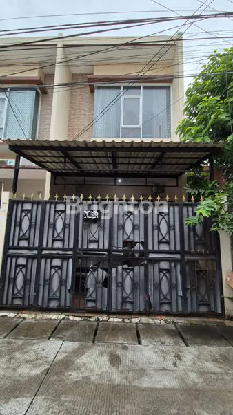 image RUMAH 2 LANTAI DURI KEPA DEKAT TANJUNG DUREN JAKARTA BARAT (1)