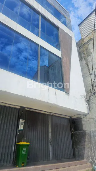 image RUKO 4 LANTAI DI TENGAH KOTA BALIKPAPAN COCOK UNTUK KANTOR (1)