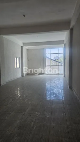 image RUKO 4 LANTAI DI TENGAH KOTA BALIKPAPAN COCOK UNTUK KANTOR (2)