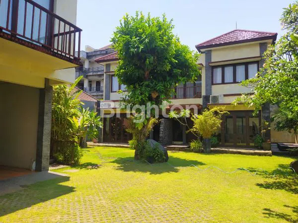 image RUMAH MEWAH SIAP HUNI DI SANUR, 4 KT, KOLAM RENANG (1)