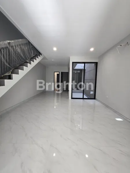 image BARUK BARU GRESS 2LT DEKAT MERR RUNGKUT NIRWANA (5)