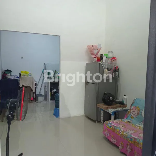 image RUMAH SIAP HUNI DI TRIRAKSA VILLAGE 2 TANGERANG (2)