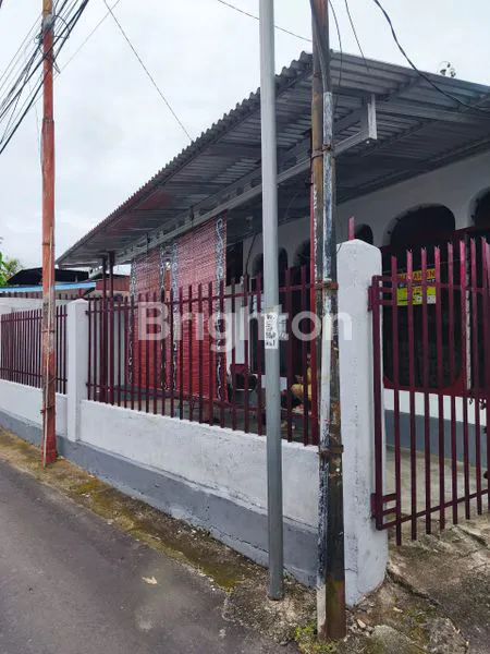 image DIJUAL RUMAH LOKASI STRATEGIS – JALAN SAMRATULANGI MANADO (2)