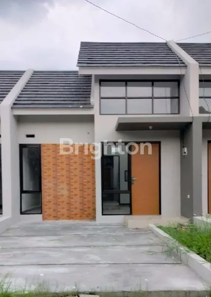 image RUMAH 3 KAMAR TIDUR ANGSURAN 1JTAN (1)