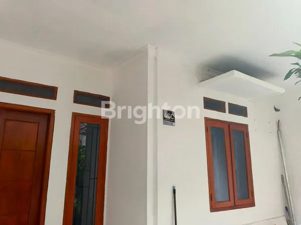 image RUMAH BAGUS 2LT JALAN 1MOBIL NO GARASI DEKAT CENTRAL PARK MALL TANJUNG DUREN (2)