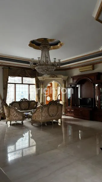 image RUMAH MEWAH 2 LANTAI FULL FURNISHED + KOLAM RENANG | LT 600 M², LB 1.000 M² | LOKASI STRATEGIS | EKS CAFé (2)