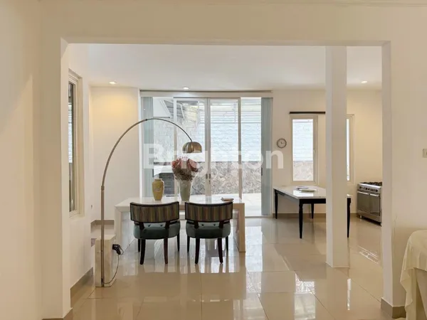 image RUMAH SIAP HUNI WIGUNA DEKAT UPN DAN MERR (8)