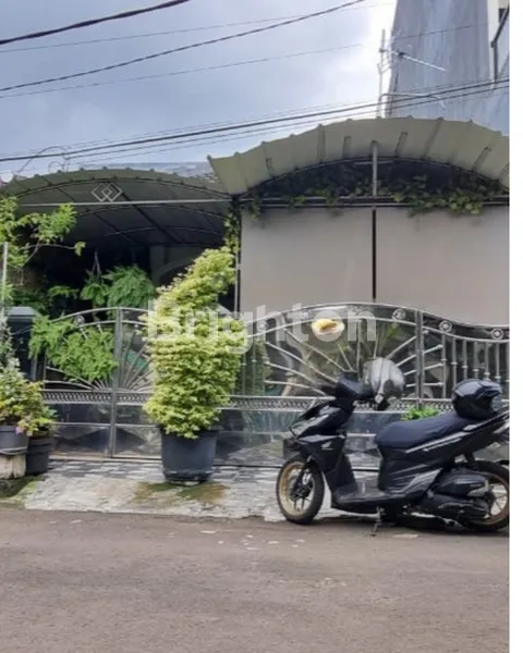 image BUTUH CEPAT TURUN HARGA MURAH NEGO POLL TIDAK PERLU RENOVASI AURA HOKI,RUMAH TERAWAT DENGAN BAHAN BANGUNAN BERKUALITAS DI VILLA NUSA INDAH 5 CIBUBUR CILEUNGSI BOGOR (1)