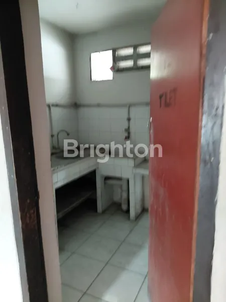 image DISEWAKAN RUKO RAYA JEMURSARI SIAP PAKAI (3)