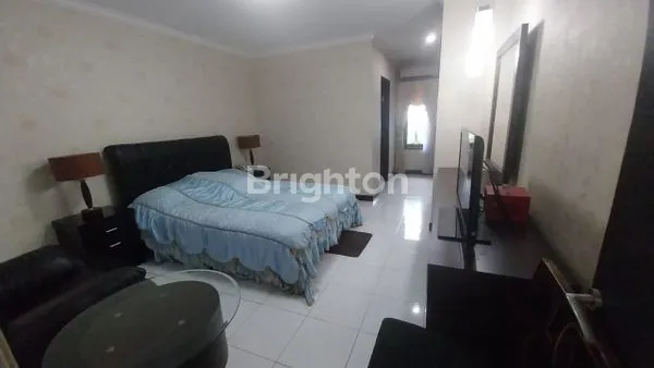 image RUMAH LUAS DAN MEWAH DI DENPASAR BARAT (3)