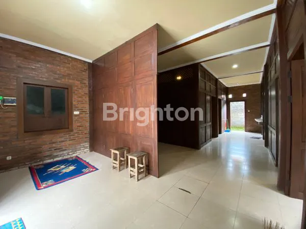 image RUMAH LIMASAN KAYU JATI DI JALAN DAMAI DEKAT UGM (6)