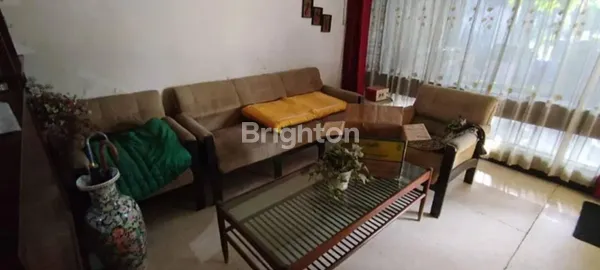 image RUMAH HITUNG TANAH KENDANGSARI DEKAT RAYA JEMURSARI, DEKAT PERKANTORAN  (6)