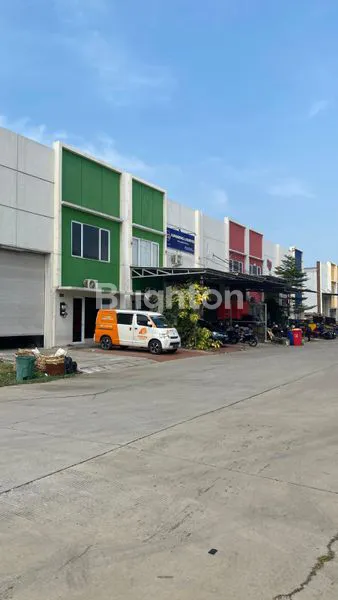 image GUDANG MODERN DAN BISNIS DIKAWASAN 3BISNIS KARAWANG BEKASI BARAT (4)