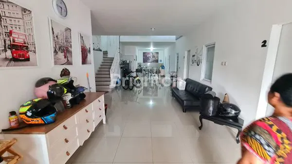 image INVESTASI MENGUNTUNGKAN: KOST 11KT DI TAMAN PERMATA LIPPO KARAWACI (3)