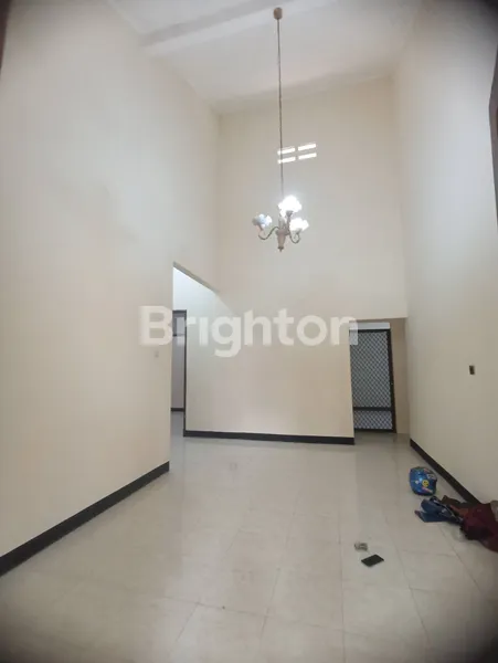 image RUMAH 1 LT RUNGKUT HARAPAN SURABAYA  PLAFOND TINGGI DKT MERR RUNGKUT  (3)