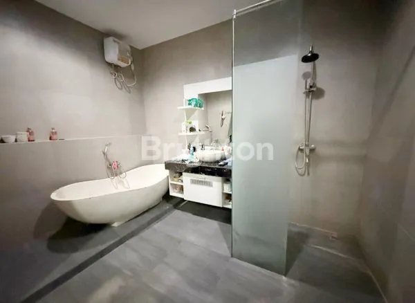 image RUMAH MINIMALIS MODERN 2 LANTAI – KESIMAN KERTALANGU, DENPASAR TIMUR (7)