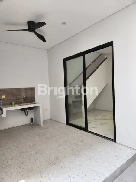 image SUTOREJO BARU GRESS 2LT DEKAT MULYOSARI WISMA PERMAI KENJERAN DHARMAHUSADA MAS DEKAT ITS  (5)