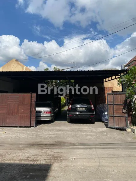 image RUMAH FULL FURNISH SIAP HUNI LOKASI STRATEGIS RENON DENPASAR (8)