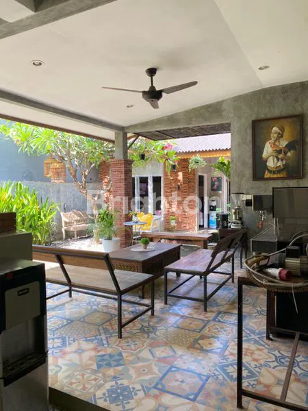 image RUMAH FULL FURNISH SIAP HUNI LOKASI STRATEGIS RENON DENPASAR (1)