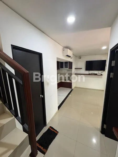 image RUMAH 2 LANTAI LOKASI STRATEGIS DEKAT PAKUWON CITY PARK SHANGHAI KEPUTIH ARAYA KERTAJAYA SUTOREJO MULYOSARI ITS HANG TUAH (2)