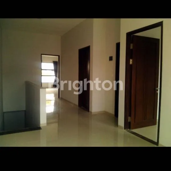 image RUMAH STRATEGIS 4KT DI JANTUNG KOTA, BEBAS BANJIR (2)