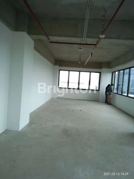 image SPAZIO OFFICE TOWER VIEW PAKUWON MALL (7)