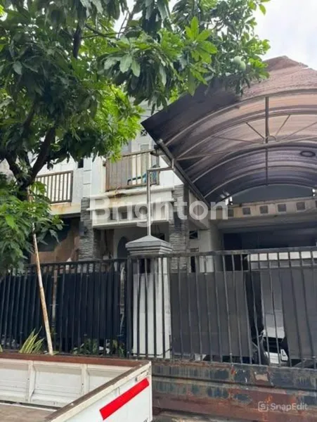 image RUMAH LOKASI BARATAJAYA SURABAYA TIMUR (1)