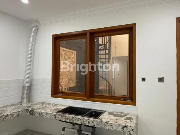 image RUMAH VILLA CITRALAND SENTRA RAYA SURABAYA (7)