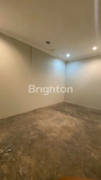 image RUMAH MEWAH SIAP HUNI DI SINGGASANA PRADANA BANDUNG (3)