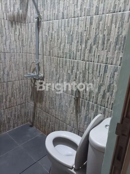 image RUMAH MEWAH 2 LANTAI DI GRAHA RAYA BINTARO, LT 112 LB 180 (6)