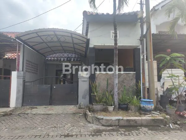 image RUMAH SIAP HUNI TERAWAT PURIMAS ONE GATE SYSTEM ROW JALAN LEBAR DEKAT UPN, MERR RUNGKUT, NIRWANA EKSEKUTIF, BARUK, AKSES TOL, PONDOK TJANDRA (1)