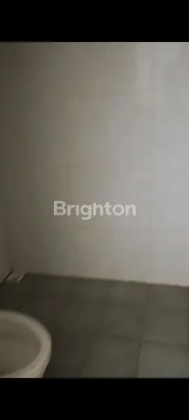 image OVER KREDIT RUMAH SIAP HUNI DEPAN TAMAN (3)