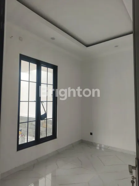 image AMERICAN CLASSIC 2 LANTAI JALAN KEMBAR ARAYA GALAXY BUMI PERMAI (3)