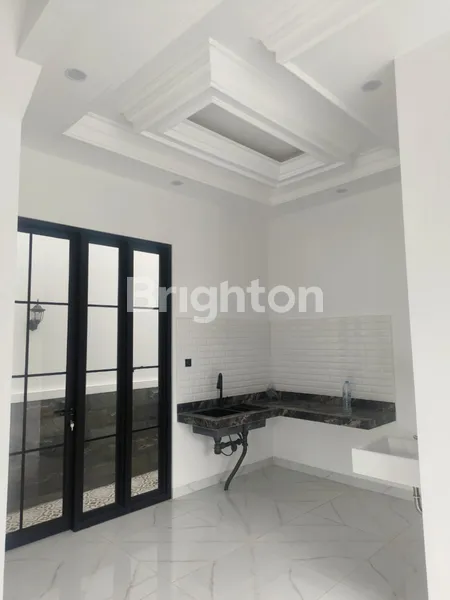 image AMERICAN CLASSIC 2 LANTAI JALAN KEMBAR ARAYA GALAXY BUMI PERMAI (4)