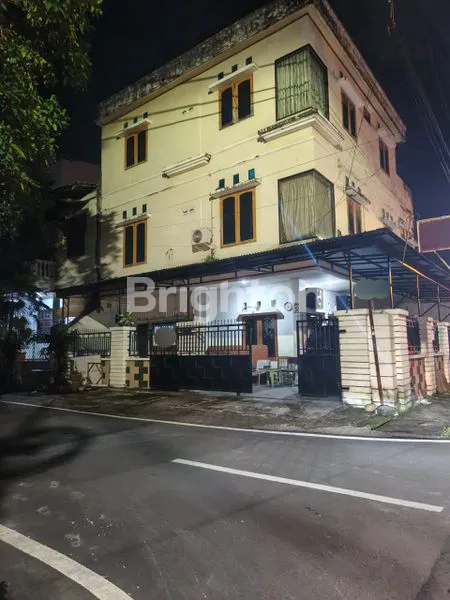 image HUNIAN STRATEGIS 3 LANTAI (1)