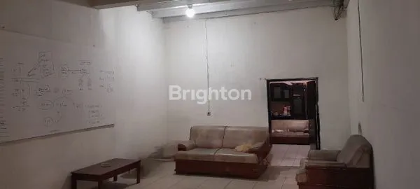 image TOKO SIAP USAHA DI CILEUNYI, LINGKUNGAN KOMERSIAL RAMAI (3)